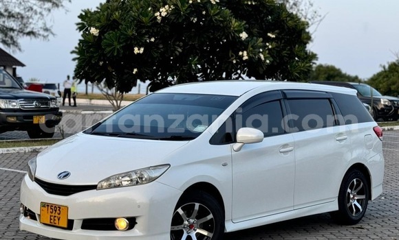 Buy Used Toyota Wish White Car in Dar es Salaam in Dar es Salaam Buy Used Toyota Wish White Car in Dar es Salaam in Dar es Salaam