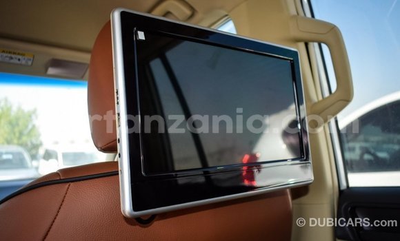 Buy Import Toyota Prado White Car in Import - Dubai in Arusha Buy Import Toyota Prado White Car in Import - Dubai in Arusha