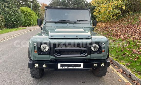 Buy Used Land Rover Defender Green Car in Dar es Salaam in Dar es Salaam Buy Used Land Rover Defender Green Car in Dar es Salaam in Dar es Salaam