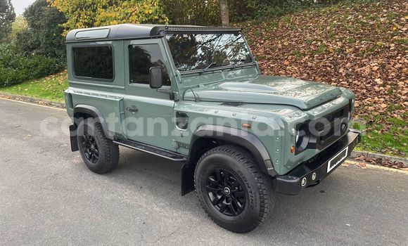 Buy Used Land Rover Defender Green Car in Dar es Salaam in Dar es Salaam Buy Used Land Rover Defender Green Car in Dar es Salaam in Dar es Salaam