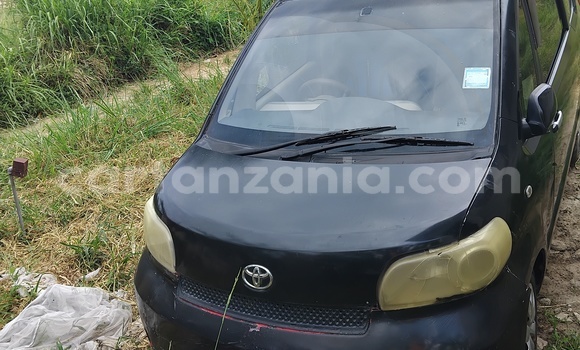 Buy Used Toyota Porte Black Car in Dar es Salaam in Dar es Salaam Buy Used Toyota Porte Black Car in Dar es Salaam in Dar es Salaam