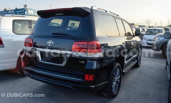 Nunua Imported Toyota Land Cruiser Nyeusi Gari ndani ya Import - Dubai nchini Arusha Nunua Imported Toyota Land Cruiser Nyeusi Gari ndani ya Import - Dubai nchini Arusha