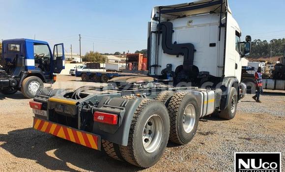 Buy Used Scania R420 White Truck in Dodoma in Dodoma Buy Used Scania R420 White Truck in Dodoma in Dodoma