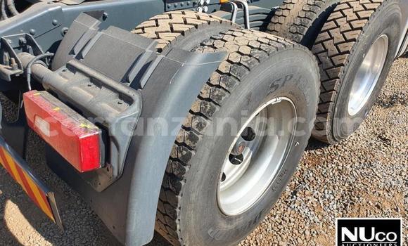 Buy Used Scania R420 White Truck in Dodoma in Dodoma Buy Used Scania R420 White Truck in Dodoma in Dodoma