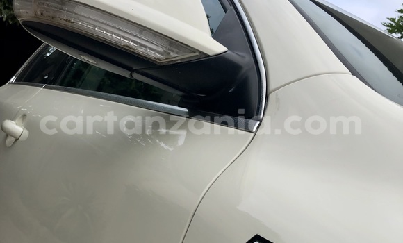 Nunua Ilio tumika Volkswagen Touareg Nyeupe Gari ndani ya Dar es Salaam nchini Dar es Salaam Nunua Ilio tumika Volkswagen Touareg Nyeupe Gari ndani ya Dar es Salaam nchini Dar es Salaam