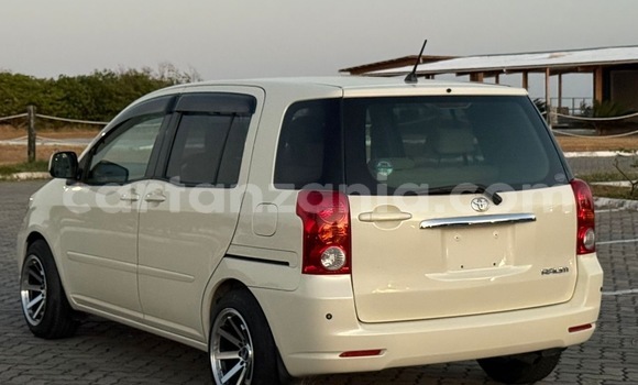 Buy Import Toyota Raum White Car in Dar es Salaam in Dar es Salaam Buy Import Toyota Raum White Car in Dar es Salaam in Dar es Salaam