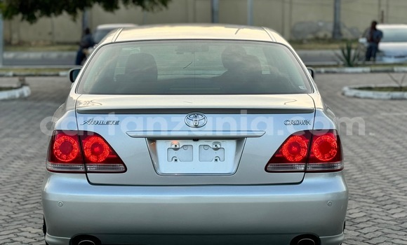Buy Import Toyota Crown Silver Car in Dar es Salaam in Dar es Salaam Buy Import Toyota Crown Silver Car in Dar es Salaam in Dar es Salaam
