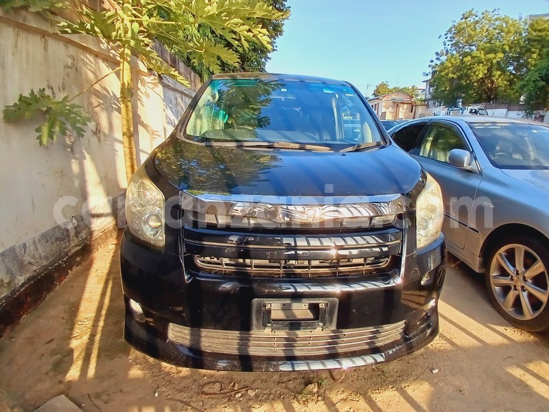 Big with watermark toyota noah dar es salaam dar es salaam 27829