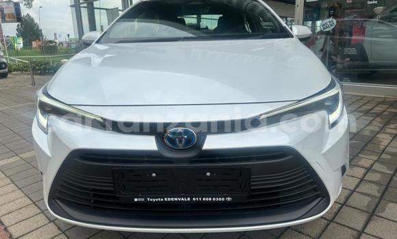 Buy Used Toyota Corolla White Car in Dodoma in Dodoma Buy Used Toyota Corolla White Car in Dodoma in Dodoma