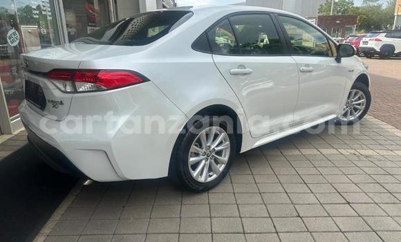 Buy Used Toyota Corolla White Car in Dodoma in Dodoma Buy Used Toyota Corolla White Car in Dodoma in Dodoma