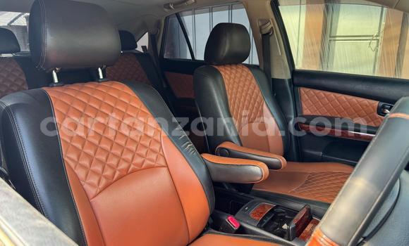 Nunua Ilio tumika Toyota Harrier Nyeusi Gari ndani ya Dar es Salaam nchini Dar es Salaam Nunua Ilio tumika Toyota Harrier Nyeusi Gari ndani ya Dar es Salaam nchini Dar es Salaam