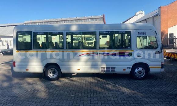 Buy Used Toyota Coaster White Car in Dodoma in Dodoma Buy Used Toyota Coaster White Car in Dodoma in Dodoma