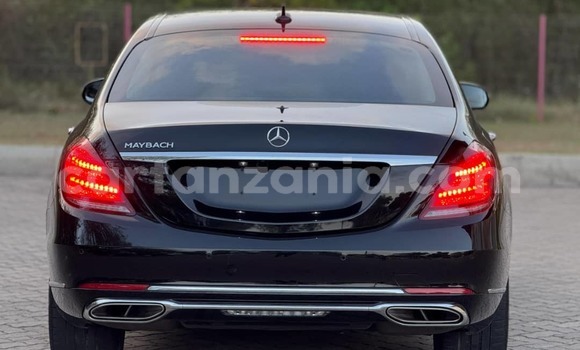 Nunua Ilio tumika Mercedes‒Benz Maybach S-klasse Nyeusi Gari ndani ya Dar es Salaam nchini Dar es Salaam Nunua Ilio tumika Mercedes‒Benz Maybach S-klasse Nyeusi Gari ndani ya Dar es Salaam nchini Dar es Salaam