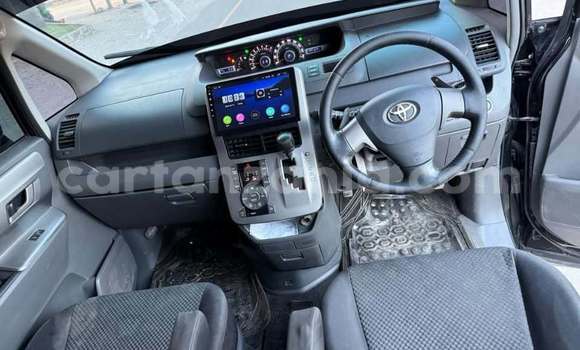 Nunua Ilio tumika Toyota Noah Nyeusi Gari ndani ya Dar es Salaam nchini Dar es Salaam Nunua Ilio tumika Toyota Noah Nyeusi Gari ndani ya Dar es Salaam nchini Dar es Salaam