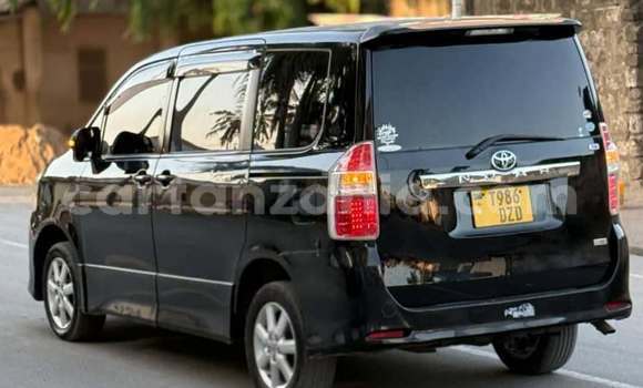 Nunua Ilio tumika Toyota Noah Nyeusi Gari ndani ya Dar es Salaam nchini Dar es Salaam Nunua Ilio tumika Toyota Noah Nyeusi Gari ndani ya Dar es Salaam nchini Dar es Salaam