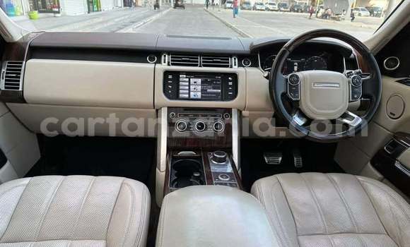 Nunua Ilio tumika Land Rover Range Rover Vogue Nyeusi Gari ndani ya Dar es Salaam nchini Dar es Salaam Nunua Ilio tumika Land Rover Range Rover Vogue Nyeusi Gari ndani ya Dar es Salaam nchini Dar es Salaam