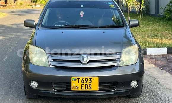 Buy Used Toyota IST Black Car in Dar es Salaam in Dar es Salaam Buy Used Toyota IST Black Car in Dar es Salaam in Dar es Salaam