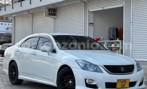 Buy Used Toyota Crown Other Car in Dar es Salaam in Dar es Salaam Buy Used Toyota Crown Other Car in Dar es Salaam in Dar es Salaam