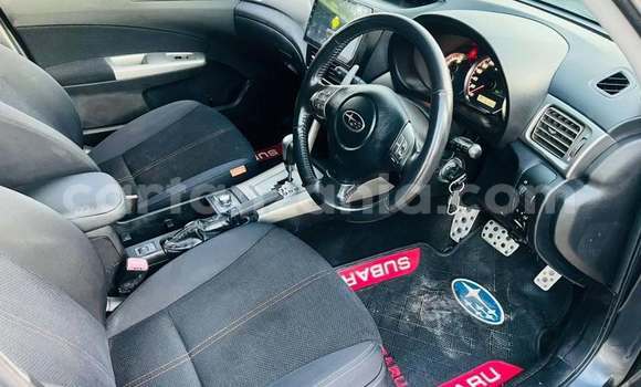 Nunua Ilio tumika Subaru Forester Nyeusi Gari ndani ya Dar es Salaam nchini Dar es Salaam Nunua Ilio tumika Subaru Forester Nyeusi Gari ndani ya Dar es Salaam nchini Dar es Salaam