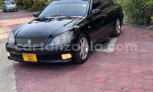 Buy Used Toyota Crown Black Car in Dar es Salaam in Dar es Salaam Buy Used Toyota Crown Black Car in Dar es Salaam in Dar es Salaam