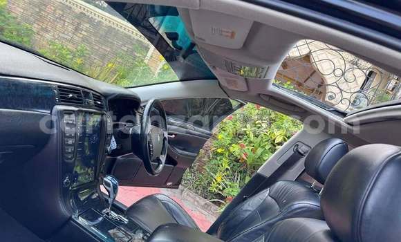 Buy Used Toyota Crown Black Car in Dar es Salaam in Dar es Salaam Buy Used Toyota Crown Black Car in Dar es Salaam in Dar es Salaam