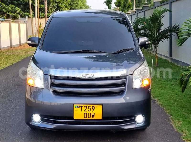 Big with watermark toyota noah dar es salaam dar es salaam 27935