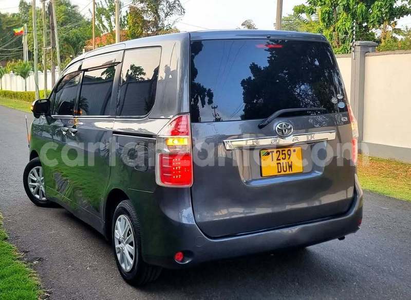 Big with watermark toyota noah dar es salaam dar es salaam 27935