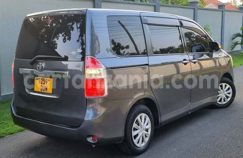 Big with watermark toyota noah dar es salaam dar es salaam 27935