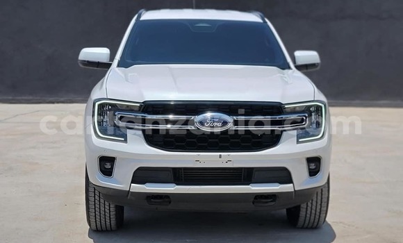 Buy Used Ford Everest White Car in Dar es Salaam in Dar es Salaam