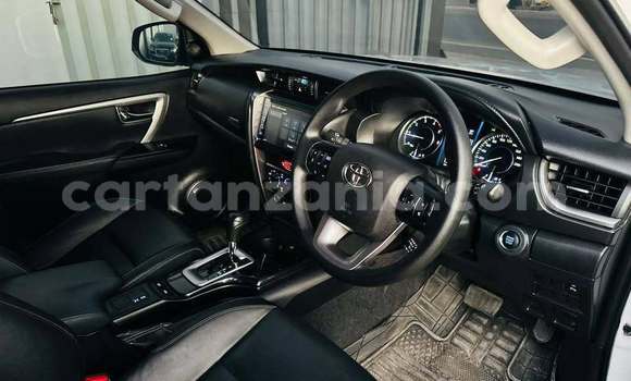 Buy Used Toyota Fortuner White Car in Dar es Salaam in Dar es Salaam Buy Used Toyota Fortuner White Car in Dar es Salaam in Dar es Salaam