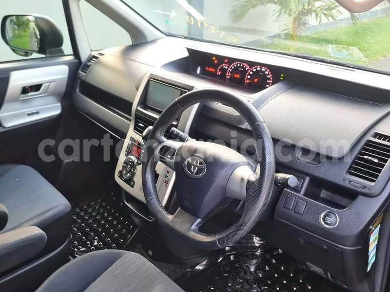 Big with watermark toyota noah dar es salaam dar es salaam 27966