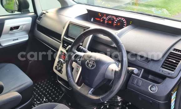 Buy Used Toyota Noah Black Car in Dar es Salaam in Dar es Salaam Buy Used Toyota Noah Black Car in Dar es Salaam in Dar es Salaam