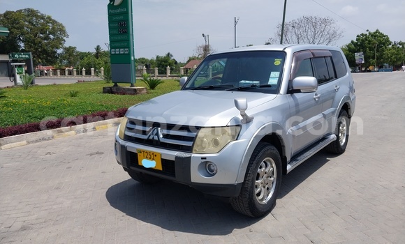 Nunua Ilio tumika Mitsubishi Pajero Fedha Gari ndani ya Dar es Salaam nchini Dar es Salaam Nunua Ilio tumika Mitsubishi Pajero Fedha Gari ndani ya Dar es Salaam nchini Dar es Salaam