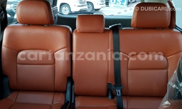 Buy Import Toyota Land Cruiser White Car in Import - Dubai in Arusha Buy Import Toyota Land Cruiser White Car in Import - Dubai in Arusha