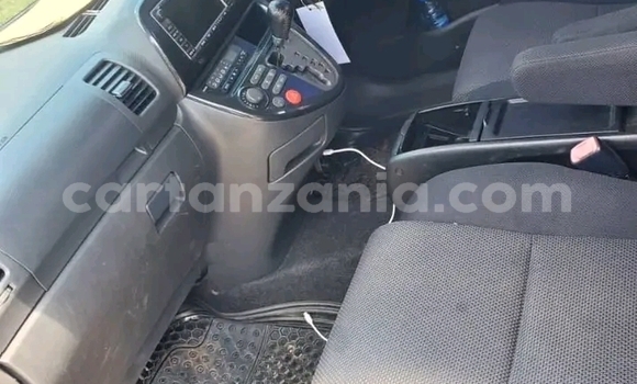Nunua Ilio tumika Toyota Wish Bluu Gari ndani ya Morogoro nchini Morogoro