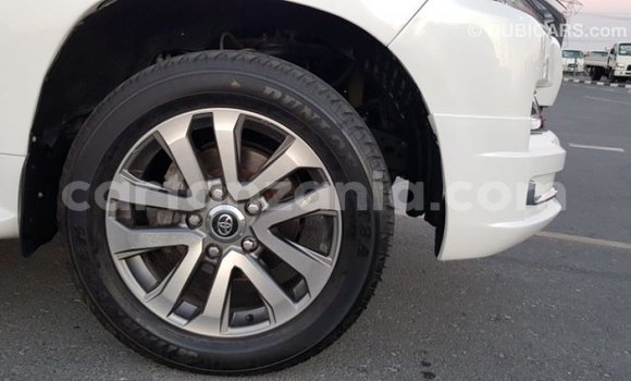 Buy Import Toyota Land Cruiser White Car in Import - Dubai in Arusha Buy Import Toyota Land Cruiser White Car in Import - Dubai in Arusha