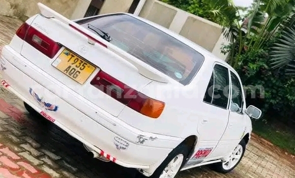 Nunua Ilio tumika Toyota Premio Nyeupe Gari ndani ya Dar es Salaam nchini Dar es Salaam Nunua Ilio tumika Toyota Premio Nyeupe Gari ndani ya Dar es Salaam nchini Dar es Salaam
