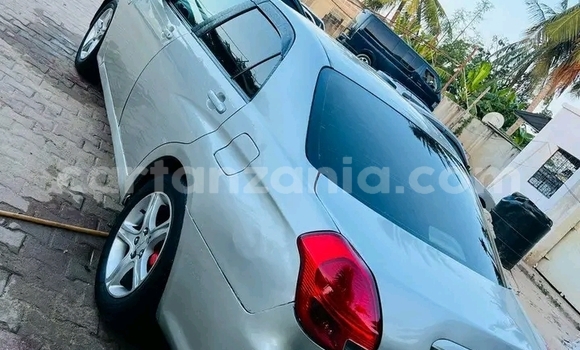 Nunua Ilio tumika Toyota Verossa Nyeupe Gari ndani ya Dar es Salaam nchini Dar es Salaam Nunua Ilio tumika Toyota Verossa Nyeupe Gari ndani ya Dar es Salaam nchini Dar es Salaam