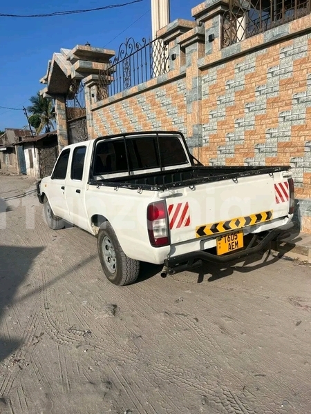 Big with watermark nissan hardbody dar es salaam dar es salaam 28000