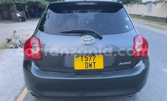 Nunua Ilio tumika Toyota Auris Nyeusi Gari ndani ya Import - Dubai nchini Arusha Nunua Ilio tumika Toyota Auris Nyeusi Gari ndani ya Import - Dubai nchini Arusha