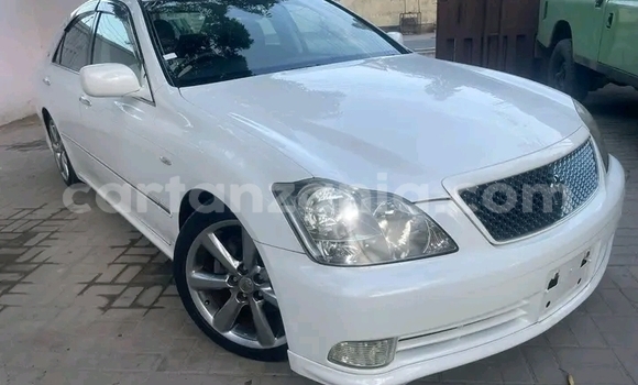 Nunua Ilio tumika Toyota Crown Nyeupe Gari ndani ya Dar es Salaam nchini Dar es Salaam Nunua Ilio tumika Toyota Crown Nyeupe Gari ndani ya Dar es Salaam nchini Dar es Salaam
