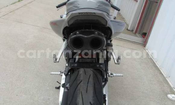 Buy Used Honda CBR Silver Bike in Arusha in Arusha Buy Used Honda CBR Silver Bike in Arusha in Arusha