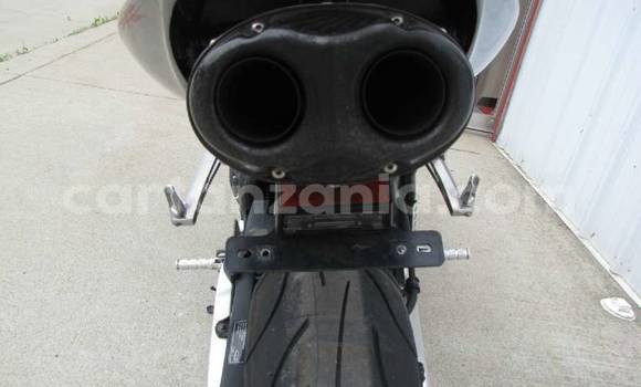 Buy Used Honda CBR Silver Bike in Arusha in Arusha Buy Used Honda CBR Silver Bike in Arusha in Arusha