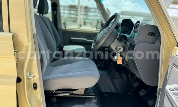 Nunua Ilio tumika Toyota Land Cruiser Nyingine Gari ndani ya Kigamboni nchini Dar es Salaam Nunua Ilio tumika Toyota Land Cruiser Nyingine Gari ndani ya Kigamboni nchini Dar es Salaam