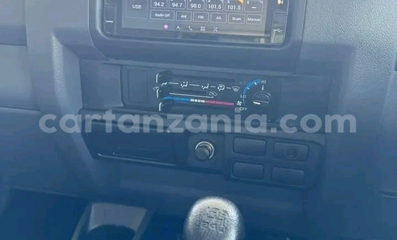 Nunua Ilio tumika Toyota Land Cruiser Nyingine Gari ndani ya Kigamboni nchini Dar es Salaam Nunua Ilio tumika Toyota Land Cruiser Nyingine Gari ndani ya Kigamboni nchini Dar es Salaam