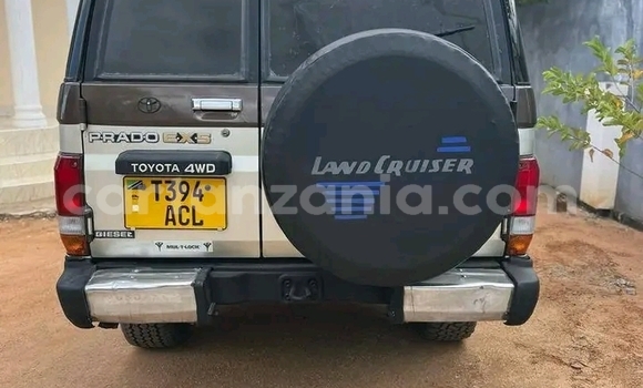 Nunua Ilio tumika Toyota Prado Nyingine Gari ndani ya Kahama nchini Shinyanga Nunua Ilio tumika Toyota Prado Nyingine Gari ndani ya Kahama nchini Shinyanga