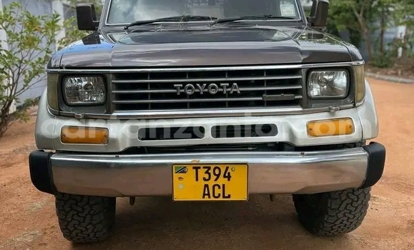 Nunua Ilio tumika Toyota Prado Nyingine Gari ndani ya Kahama nchini Shinyanga Nunua Ilio tumika Toyota Prado Nyingine Gari ndani ya Kahama nchini Shinyanga