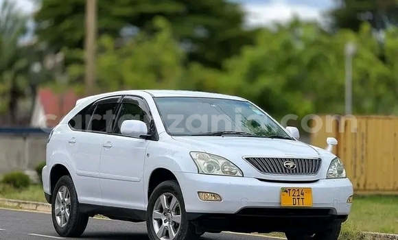 Nunua Ilio tumika Toyota Harrier Nyeupe Gari ndani ya Biharamulo nchini Kagera Nunua Ilio tumika Toyota Harrier Nyeupe Gari ndani ya Biharamulo nchini Kagera