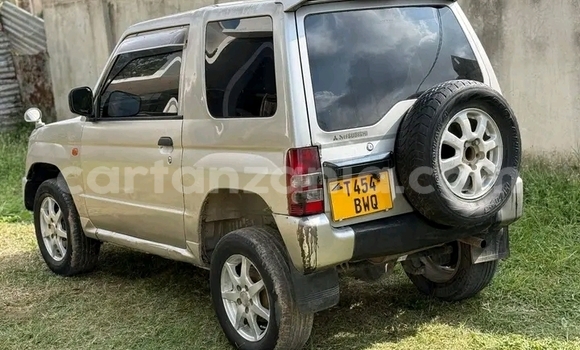 Nunua Ilio tumika Mitsubishi Pajero Nyingine Gari ndani ya Biharamulo nchini Kagera Nunua Ilio tumika Mitsubishi Pajero Nyingine Gari ndani ya Biharamulo nchini Kagera