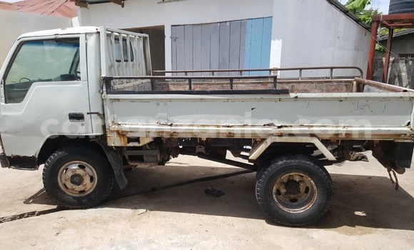 Buy Used Mitsubishi Town Box White Car in Dar es Salaam in Dar es Salaam Buy Used Mitsubishi Town Box White Car in Dar es Salaam in Dar es Salaam